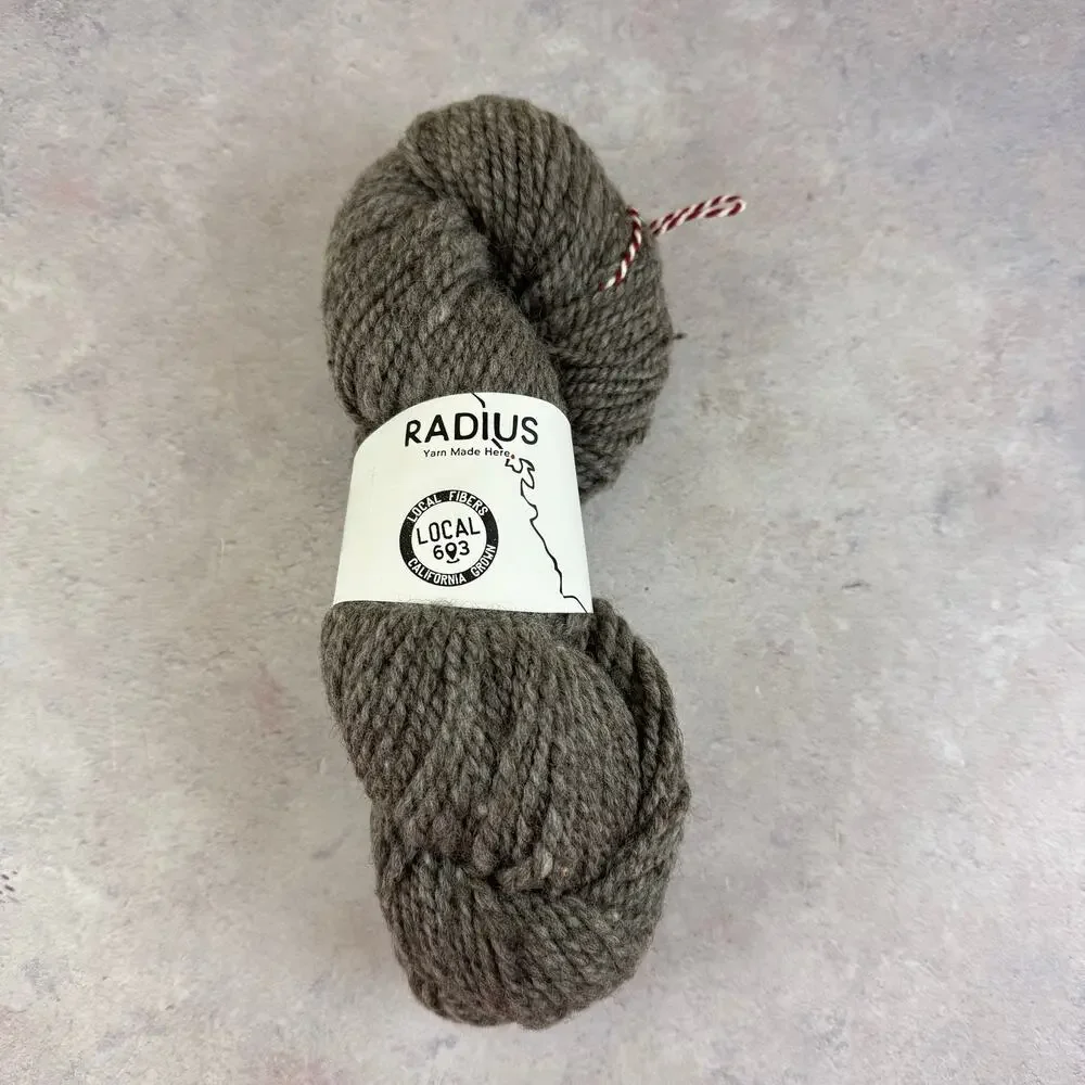 Rustic 100% Wool Farm Yarn Radius Dark Gray Heathered Local Fibers California